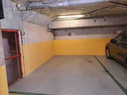 Parking à PARIS-11E