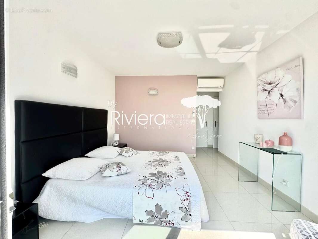 Cavalaire   propriété 309m2 vue mer, piscine & proche plages - photo 19