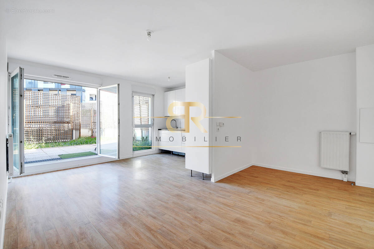 Appartement à GENNEVILLIERS