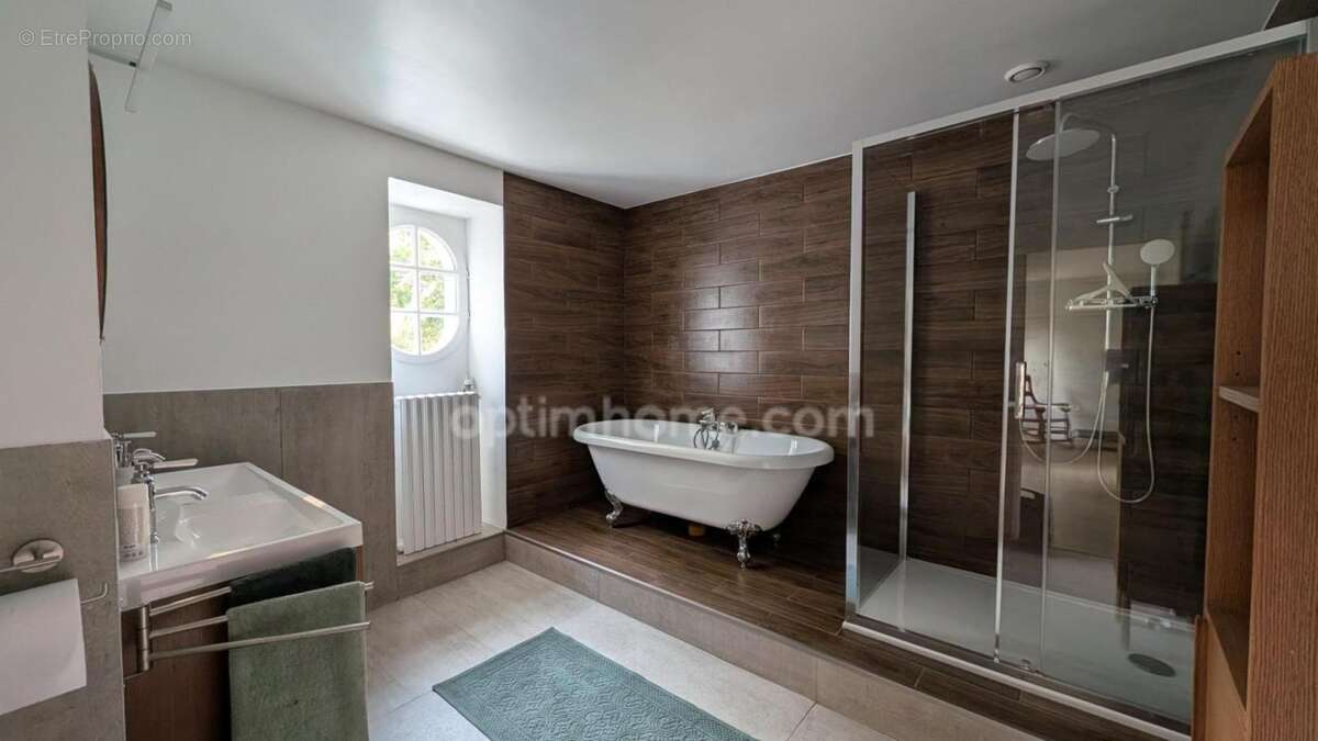 Propriété d'exception CESTAS REJOUIT 235 m2 6 chambres garage et piscine - photo 10