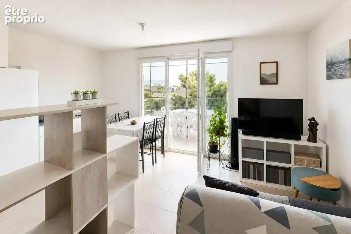 Appartement à MARSEILLE-9E