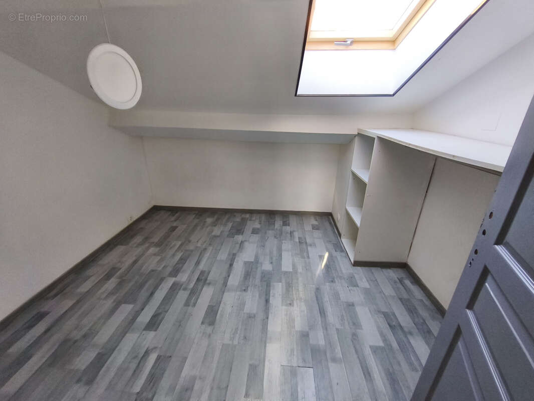 Appartement à VILLENEUVE-LES-BEZIERS