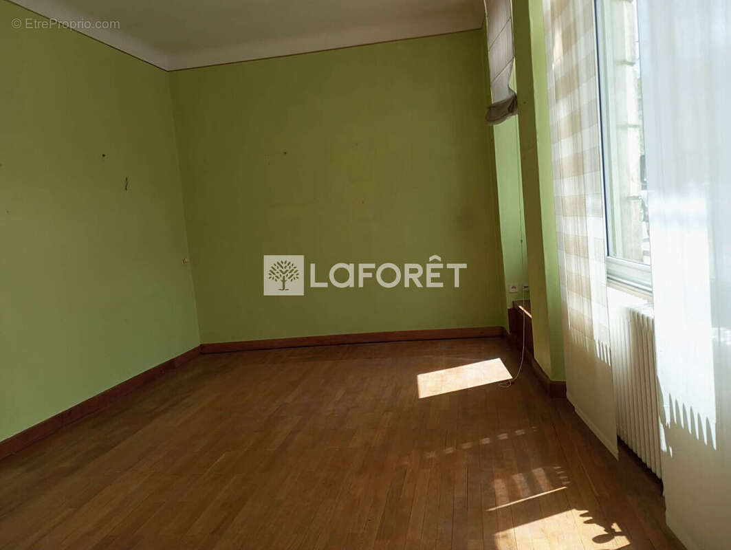Appartement Salins Les Bains 4 pièce(s) 118m² - photo 2