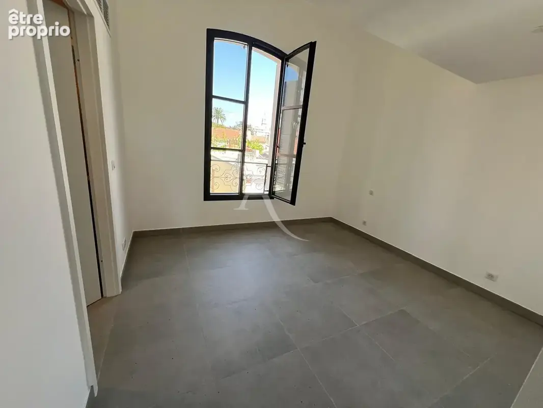 Maison de ville à proximité immédiate de Cannes Banane, des commerces et des plages - photo 11
