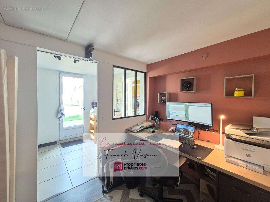 Maison à LES HERBIERS