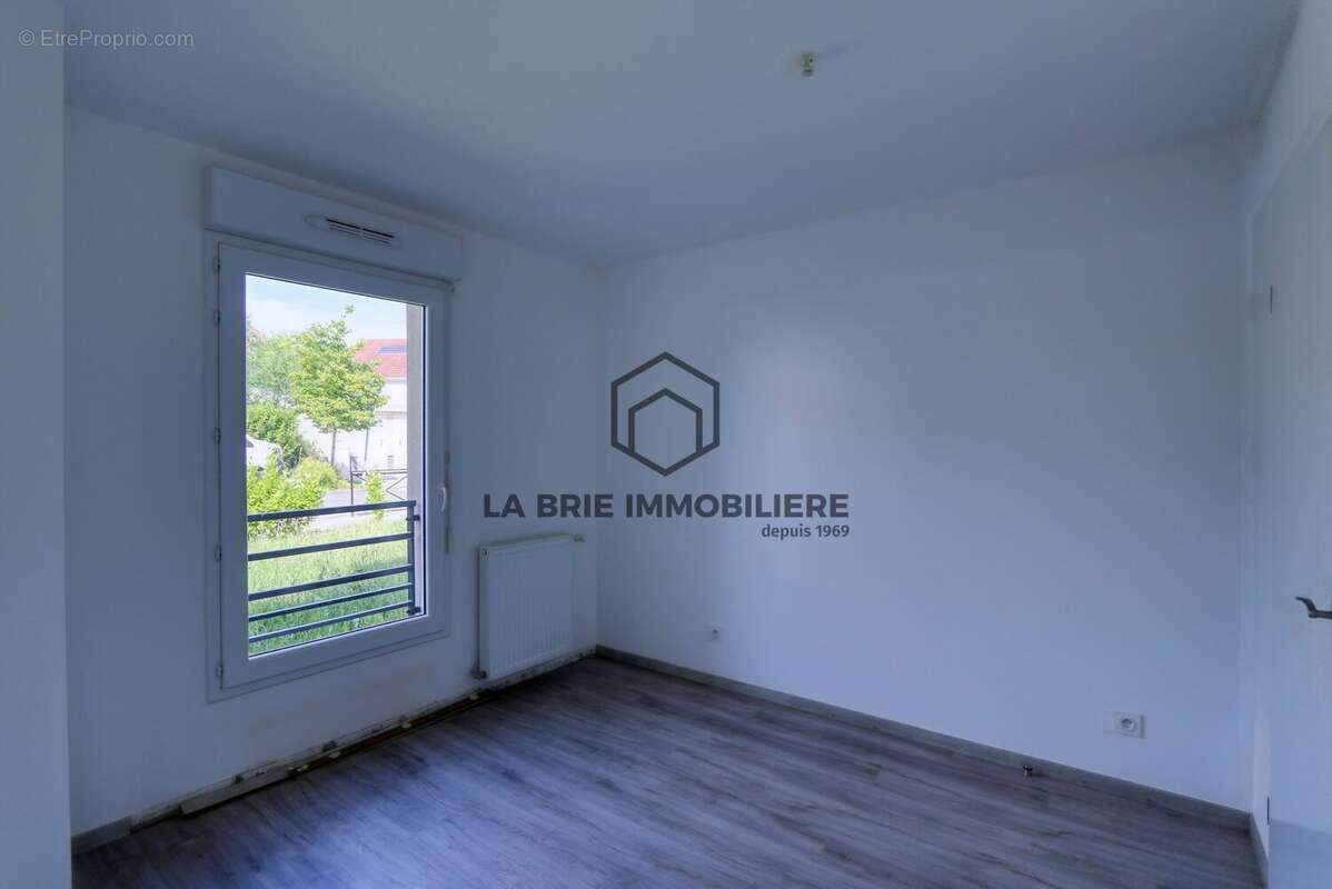 Maison 121 m² à Mennecy  - photo 3