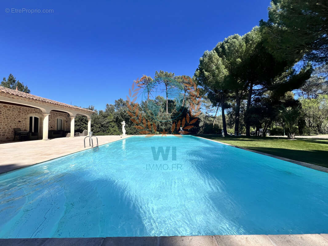 Propriété de charme avec piscine et dépendance - photo 40