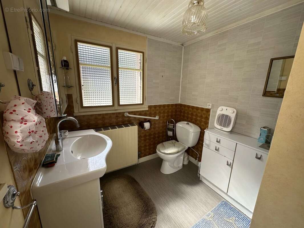 Réf. 2276 Maison de ville briarde - La Ferté-sous-Jouarre même - photo 6