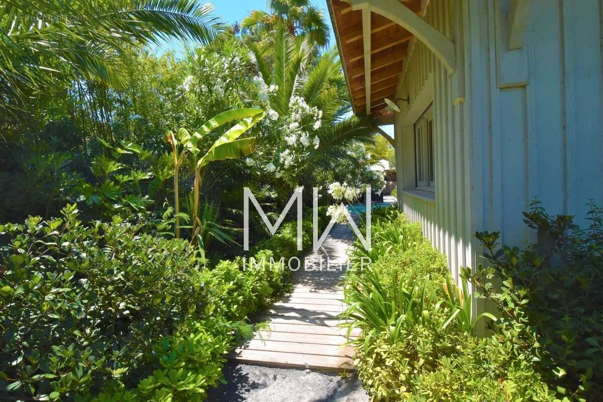 Maison à LEGE-CAP-FERRET