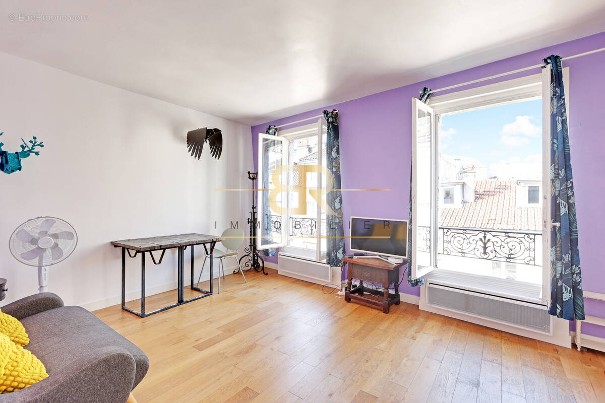Appartement à PARIS-11E