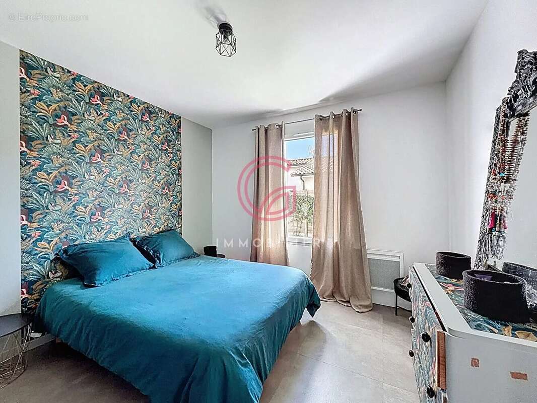 Maison à PARENTIS-EN-BORN