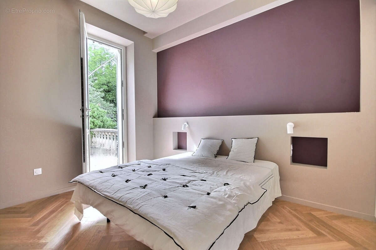 Appartement à MARSEILLE-7E