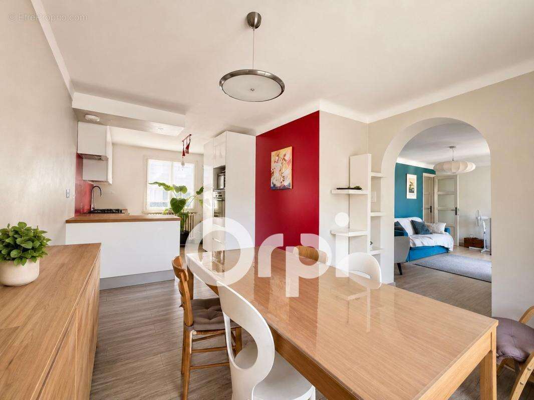 Maison familiale avec jardin et dépendance à Villard-Bonnot - photo 5
