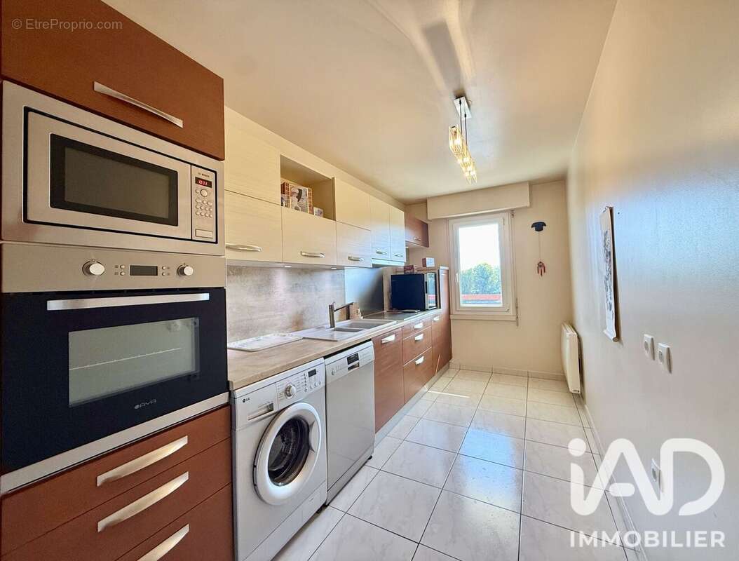 Appartement 82 m² à Viry-Chatillon  - photo 5