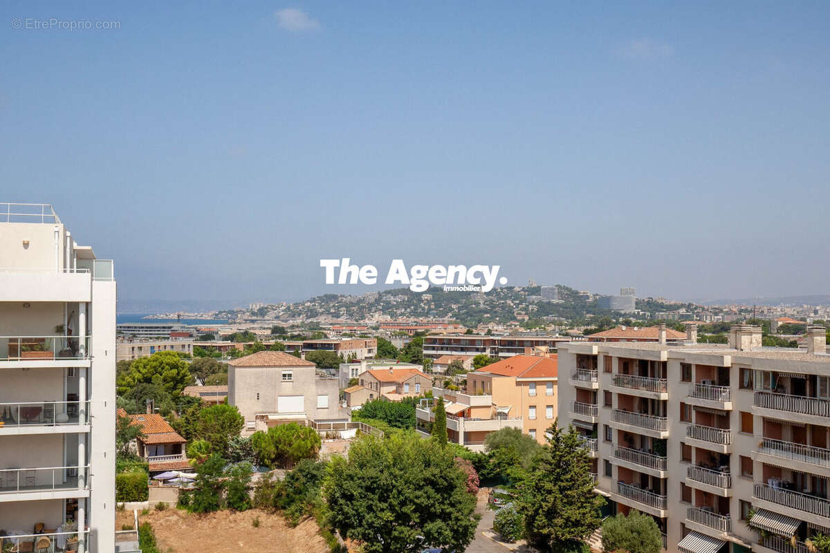 Appartement 80 m² à Marseille-8e  - photo 8