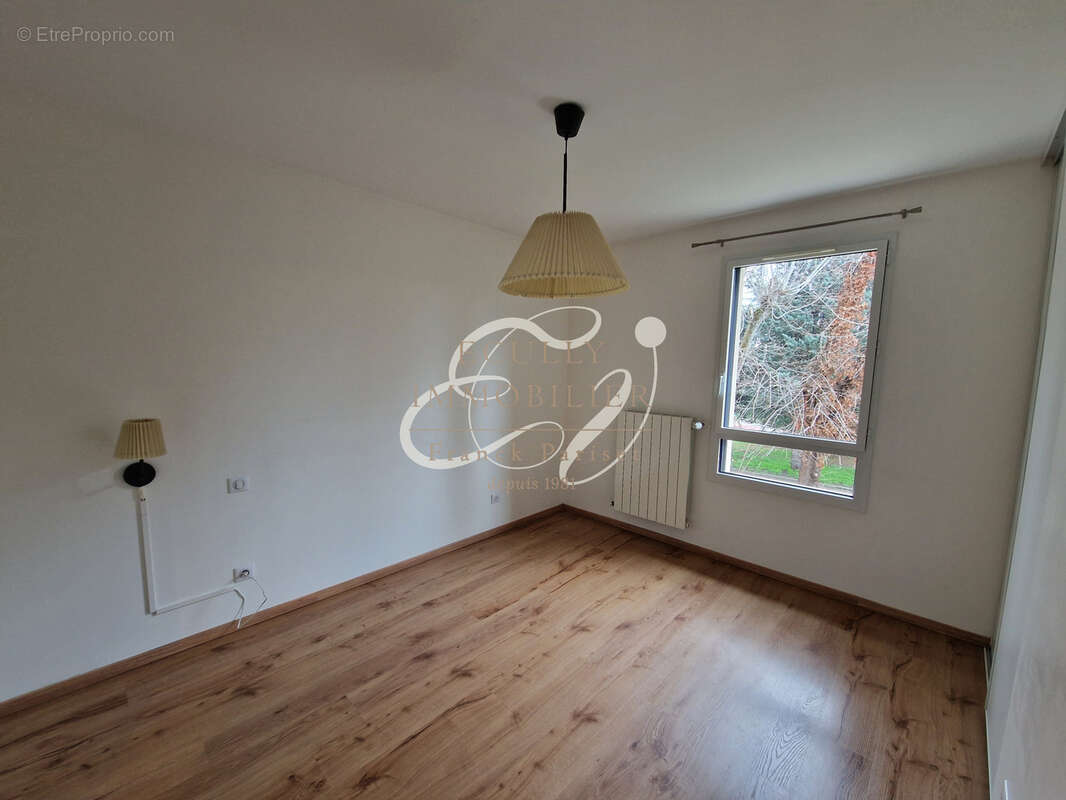VENTE ECULLY 69130 Maison en excellent état lumineuse - 130 m2 - 4 chambres - Environnement très calme - photo 5
