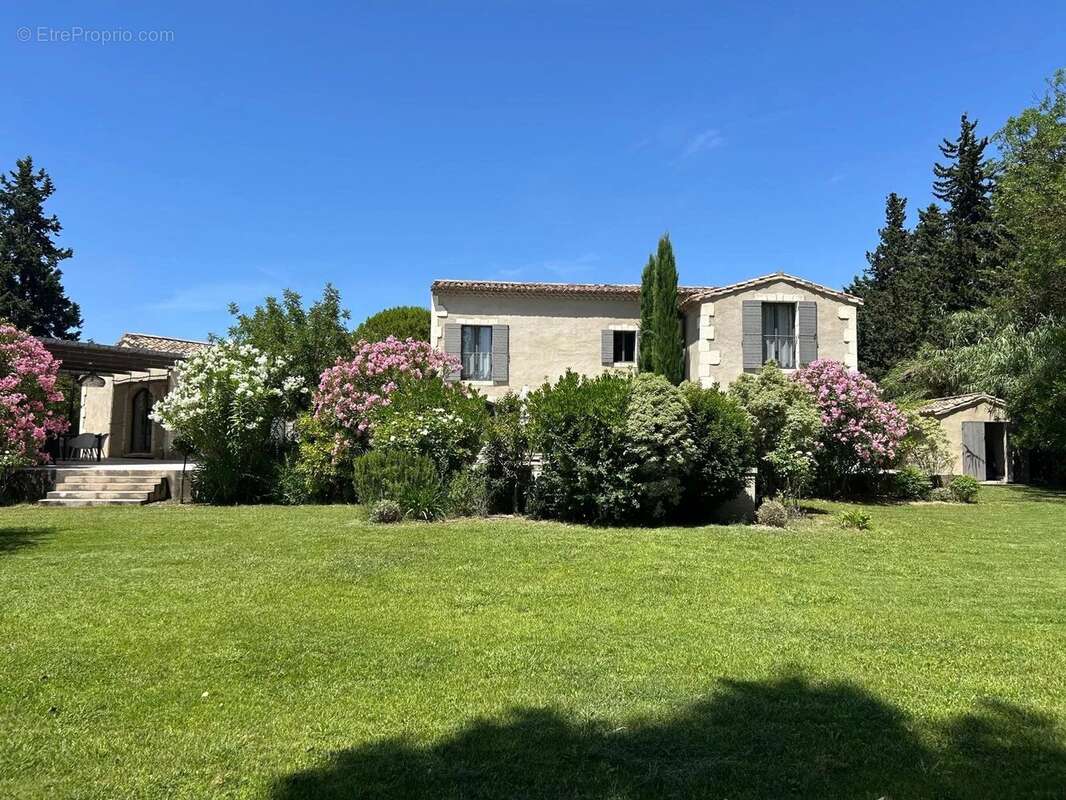 Magnifique Villa à Maussane-les-Alpilles ! - photo 2