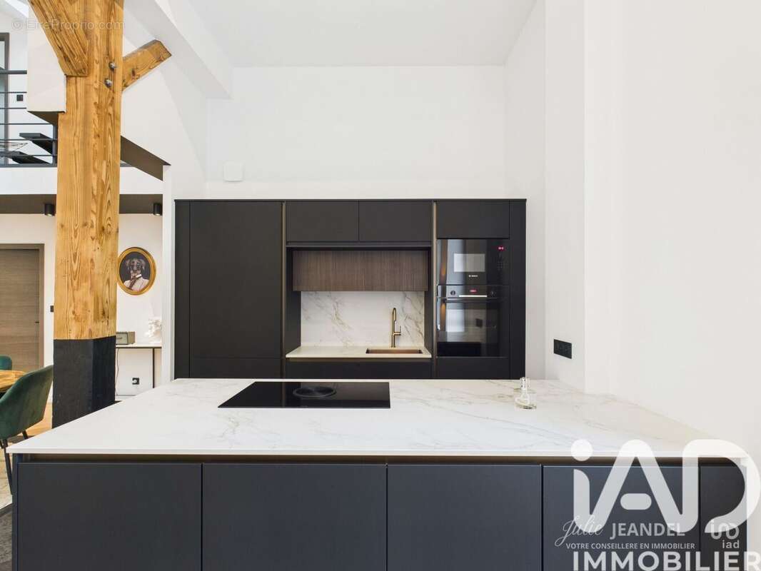 Photo 7 - Commerce à REMIREMONT