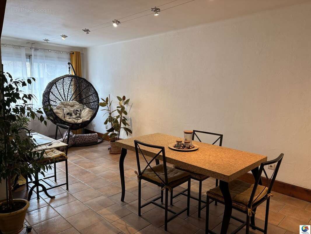 Maison à LA VERPILLIERE