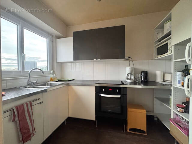 Appartement à COURBEVOIE