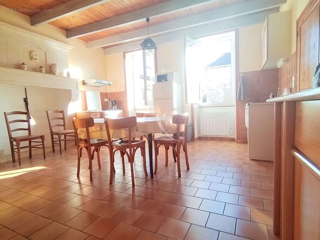Maison à THENAC