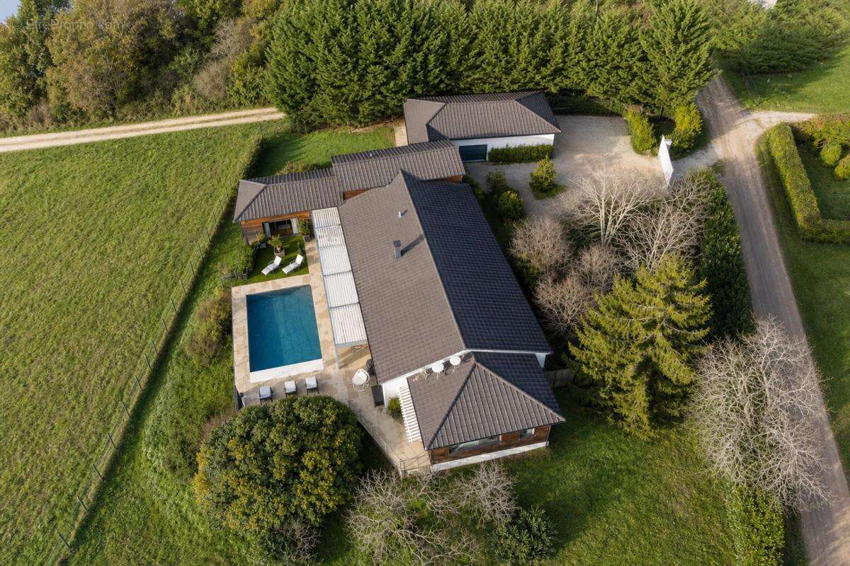 Maison à AURIAC-DU-PERIGORD