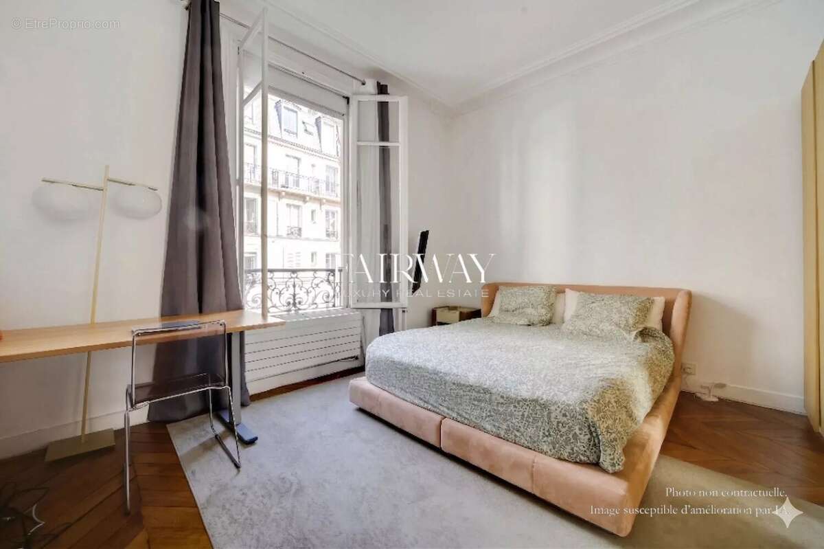 Appartement à PARIS-17E
