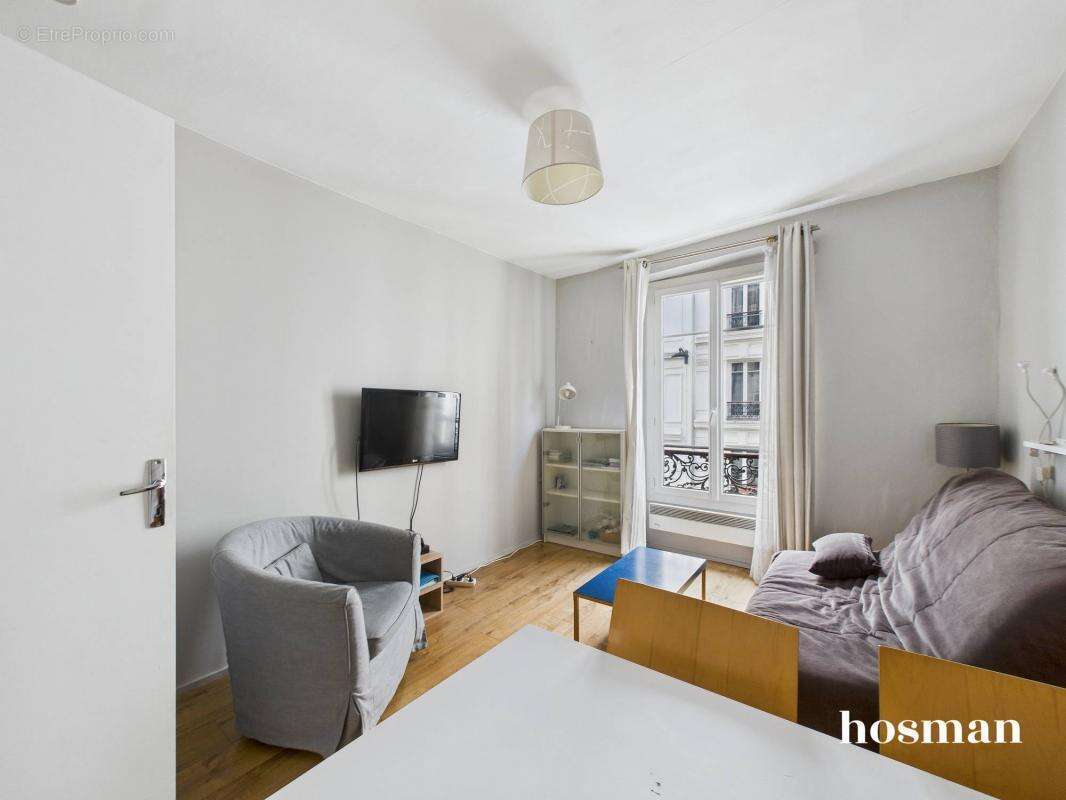 Appartement à PARIS-10E