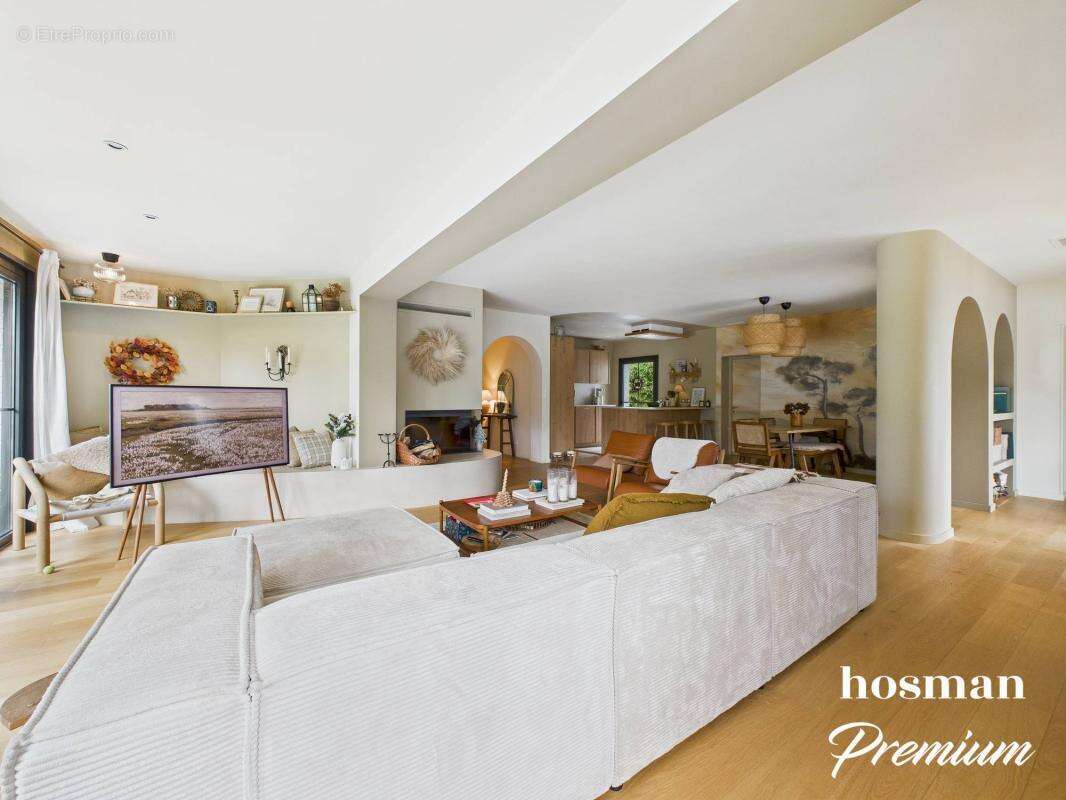 Maison à SAINT-SULPICE-ET-CAMEYRAC