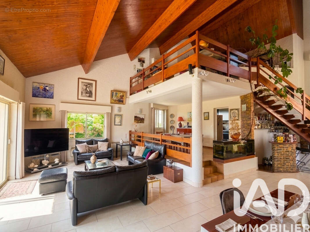 Photo 6 - Maison à COSNAC