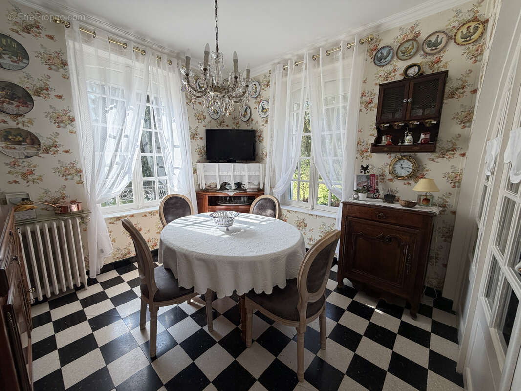 Maison à ANET