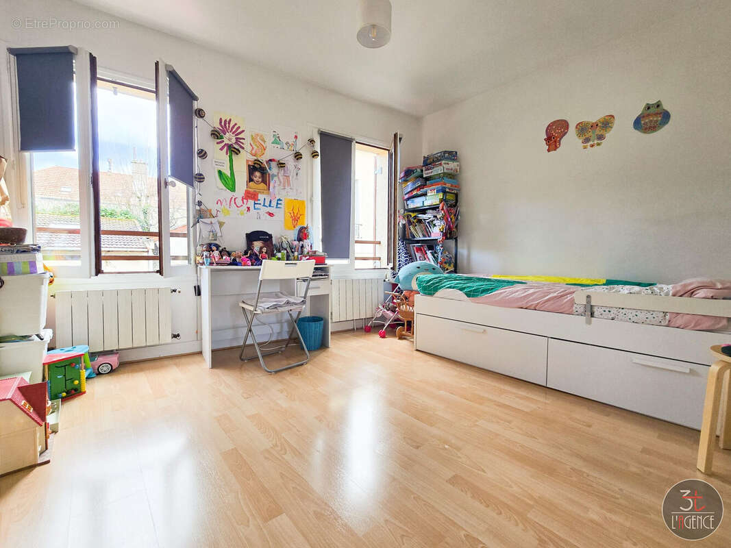 Maison à FONTENAY-SOUS-BOIS