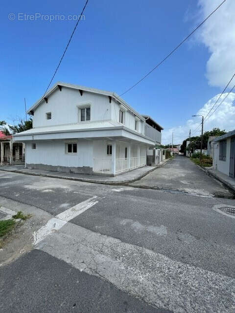Maison à LE MOULE