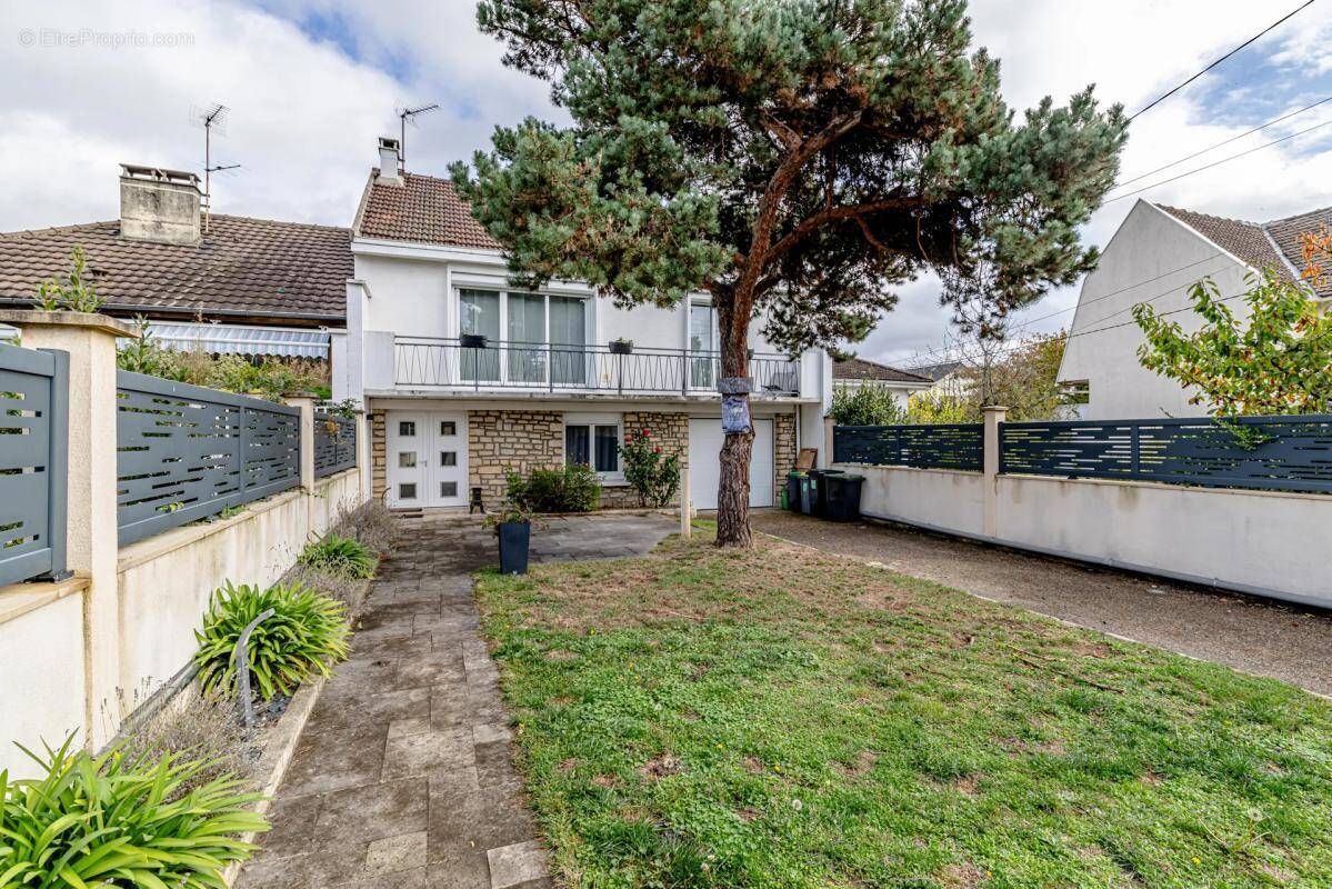 Maison à SOISY-SOUS-MONTMORENCY