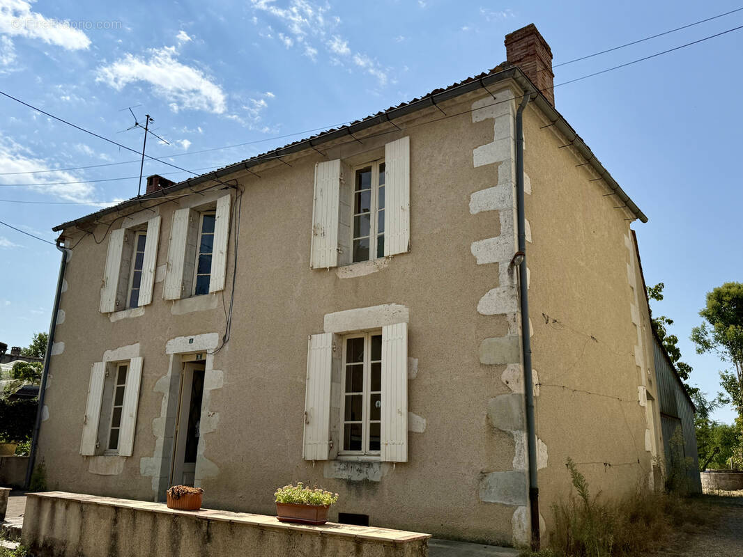Maison à DURAS