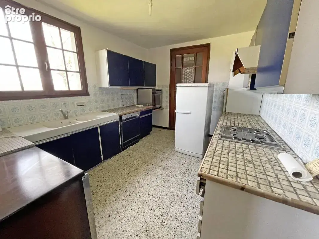 Propriété avec gîtes et chambres d'hôtes avec étang - photo 11