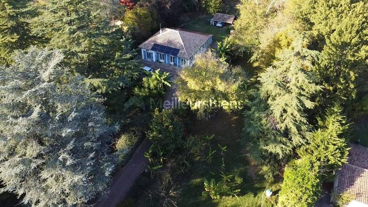 Maison à PORT-SAINTE-FOY-ET-PONCHAPT