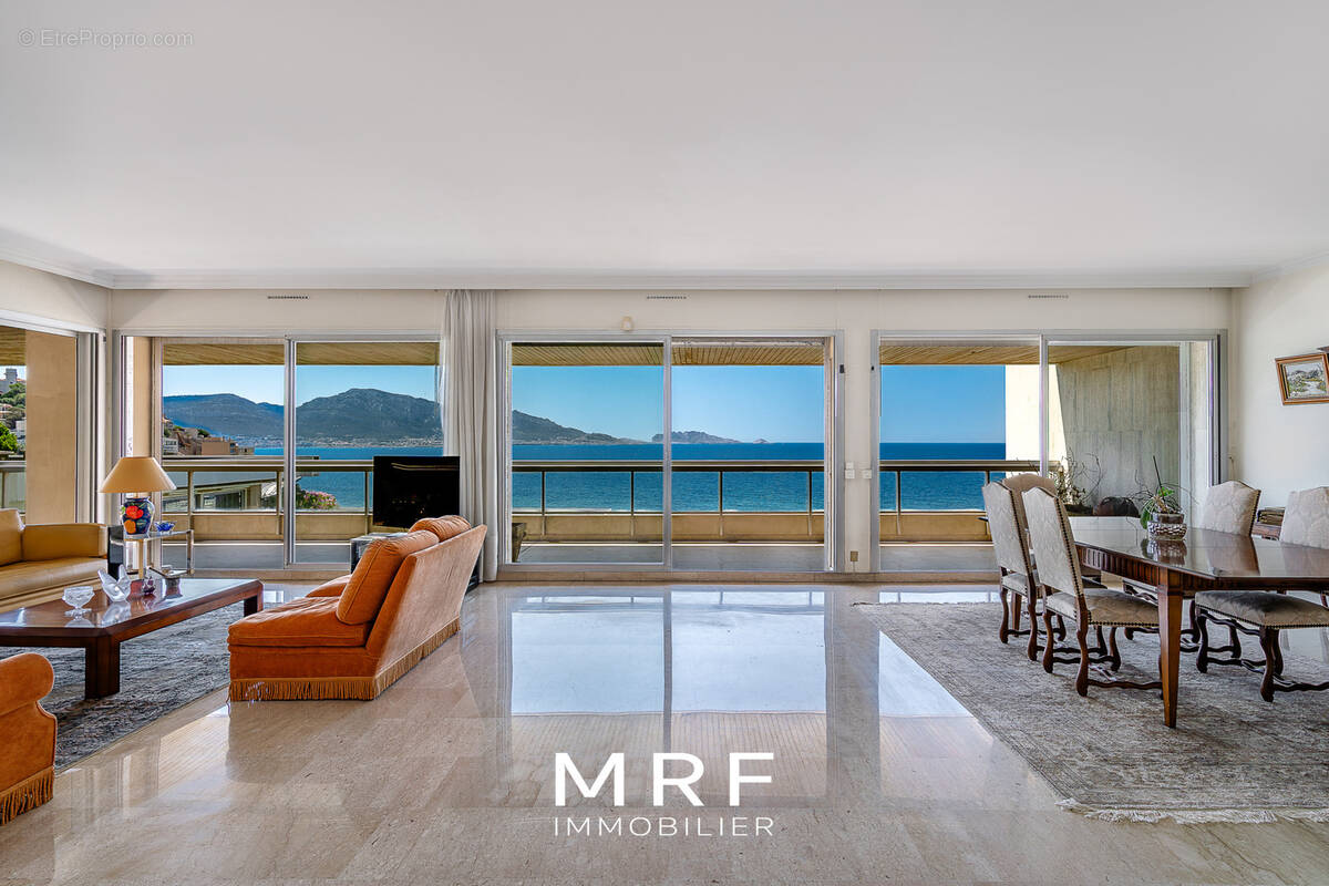 Appartement à MARSEILLE-7E