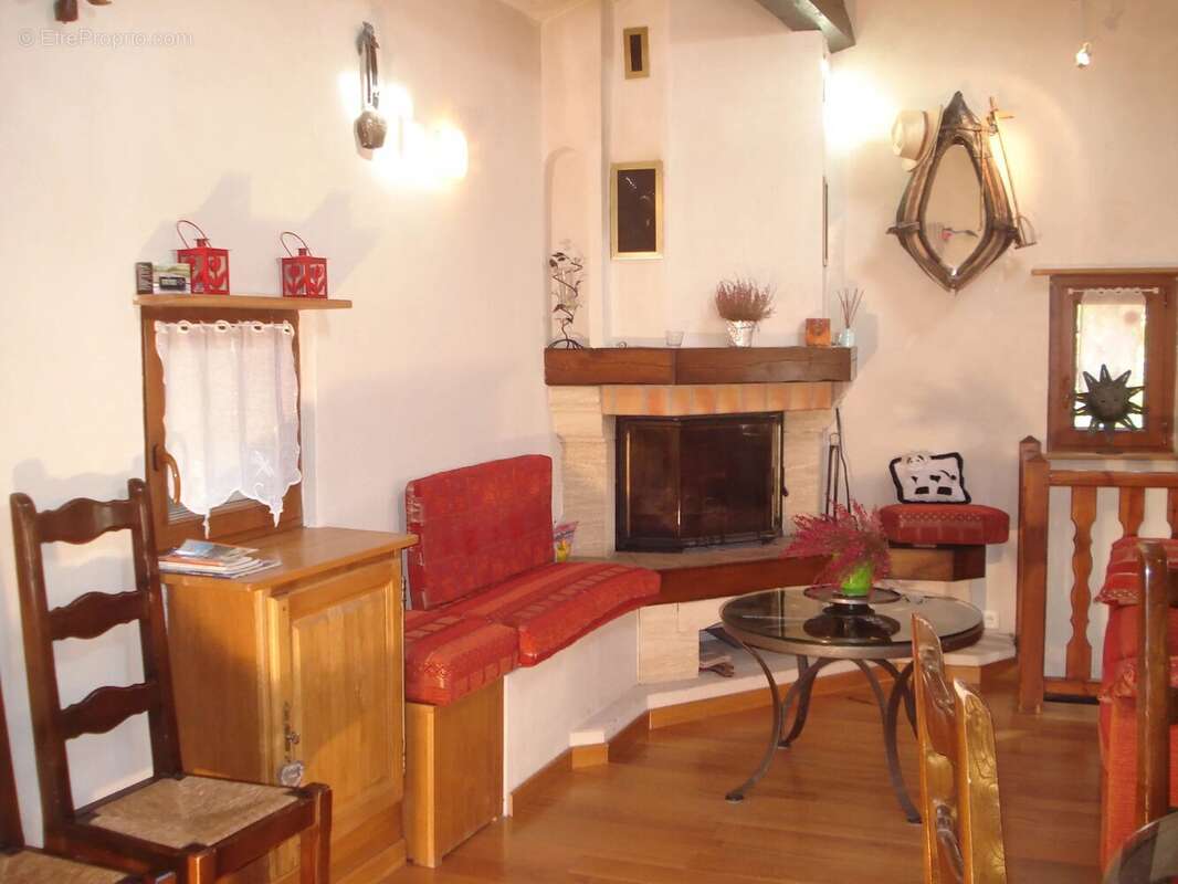 Maison à ROQUEBILLIERE