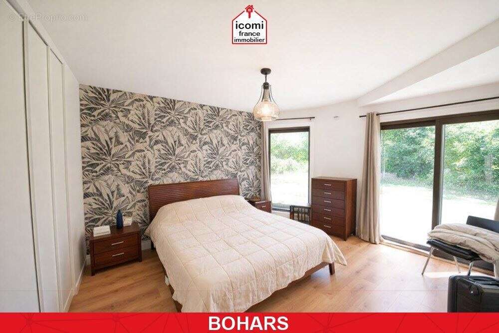 Maison à BOHARS