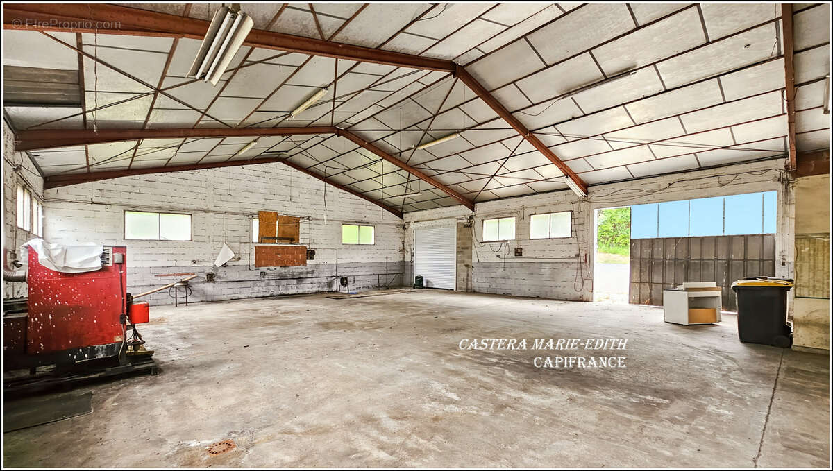 Maison 159M² Habitables - 8 pièces -à 5 Minutes du centre GARAGES - GRANDS HANGARS - AUCH (32) - photo 7