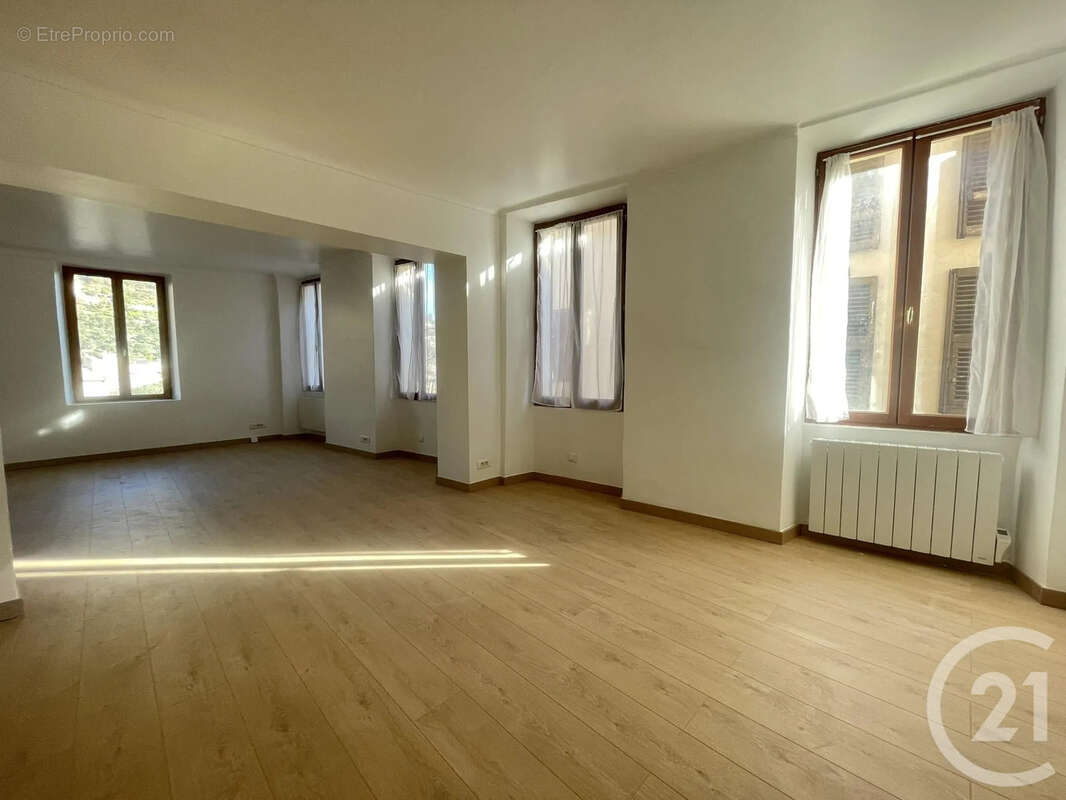 Appartement à SAINT-JEANNET