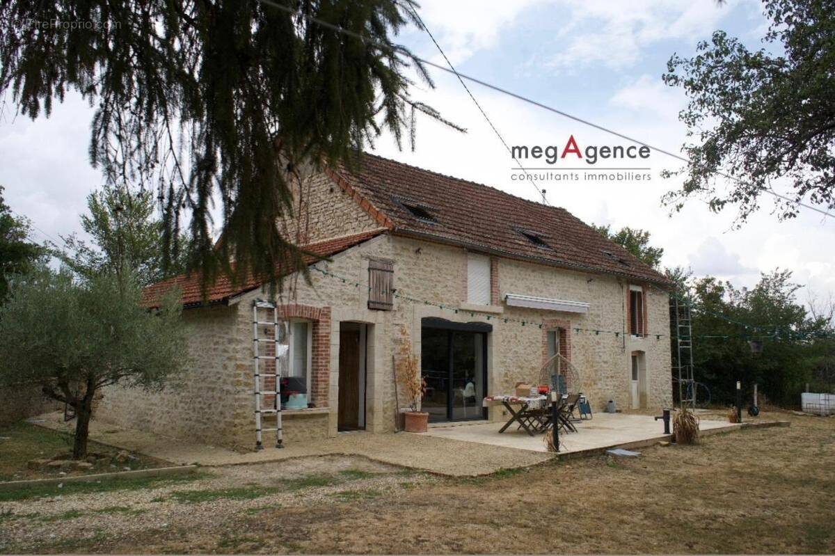 Maison à ORSENNES