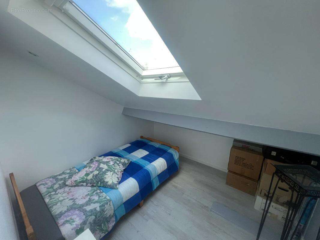 Appartement à SARTROUVILLE