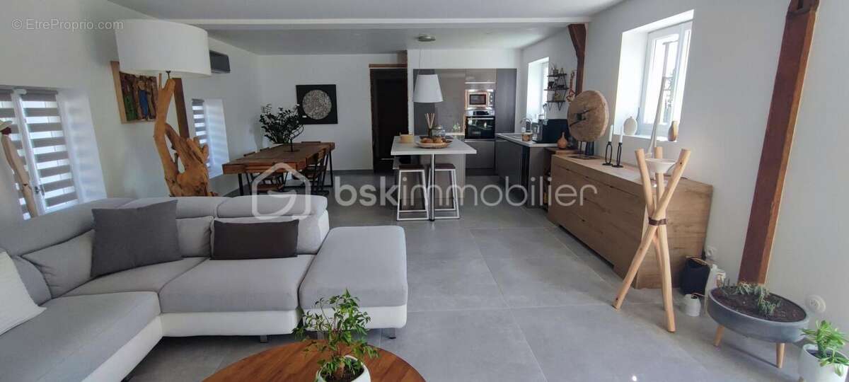 Maison à COULOMMIERS