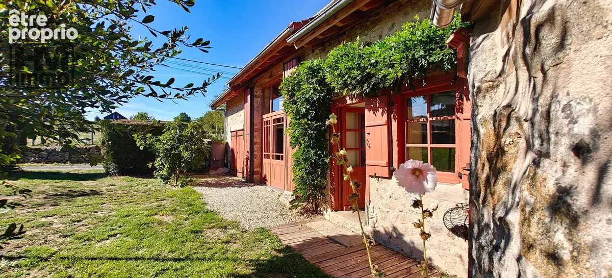 Maison à BUSSIERE-GALANT