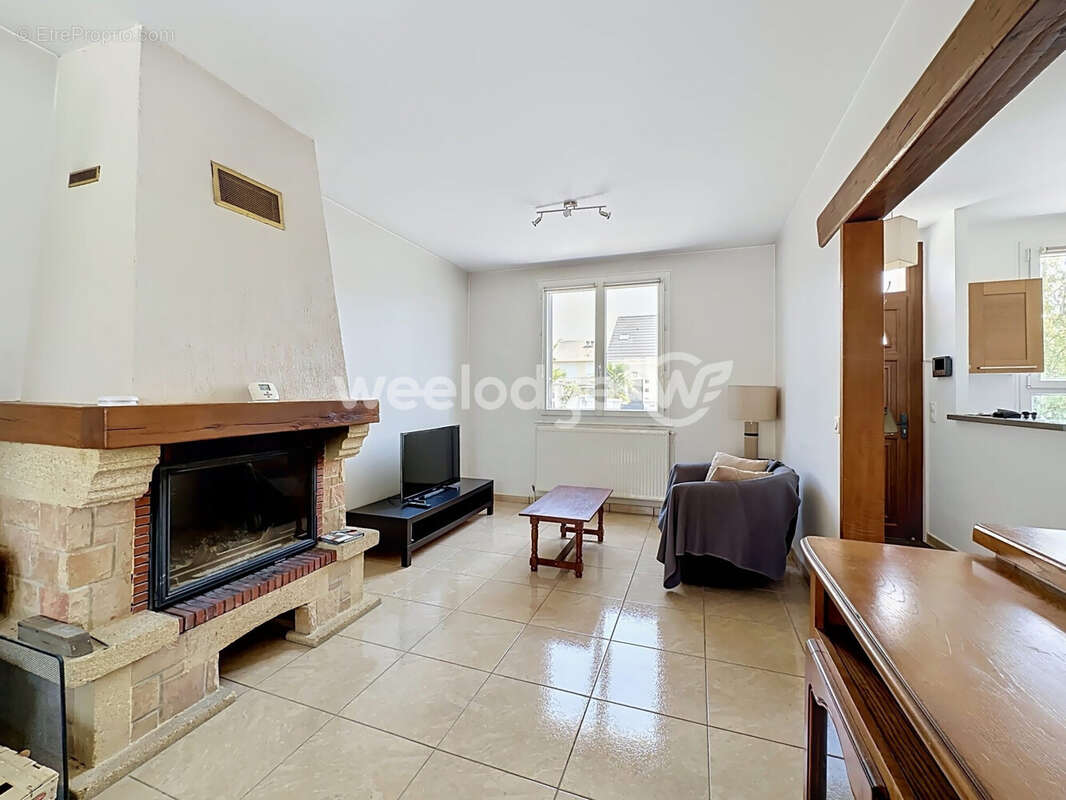 Maison 92 m² à Osny  - photo 3