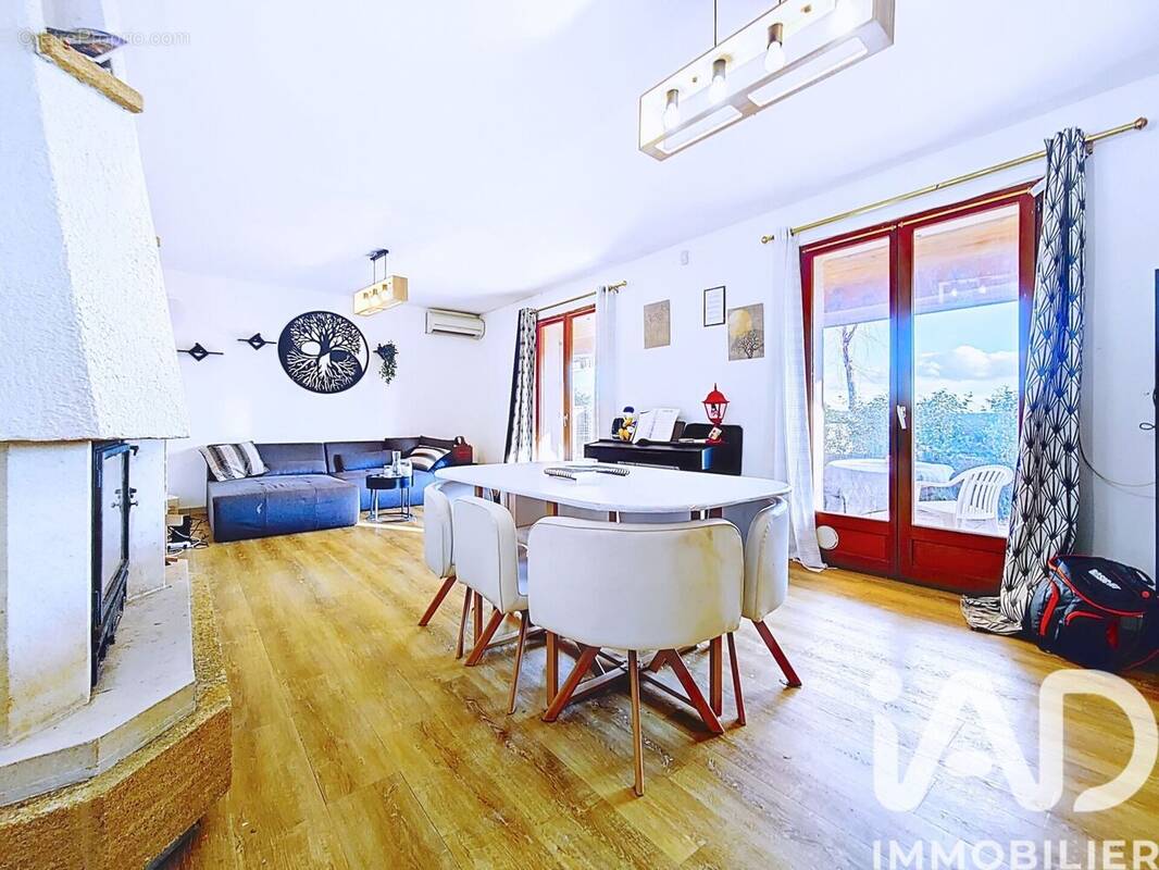 Photo 1 - Maison à CASTELGINEST