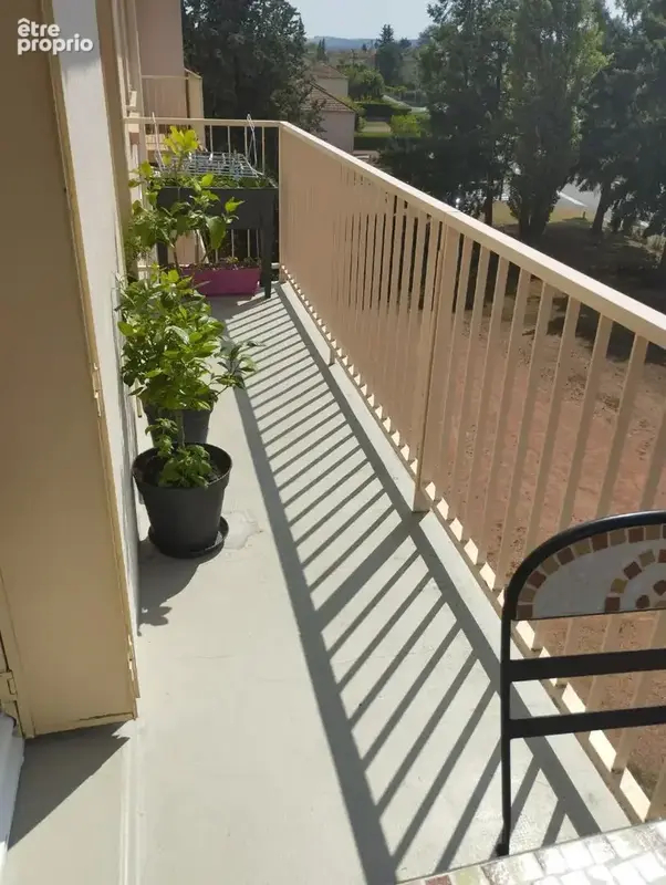 Appartement 2 pieces 42 m² riorges - photo 3