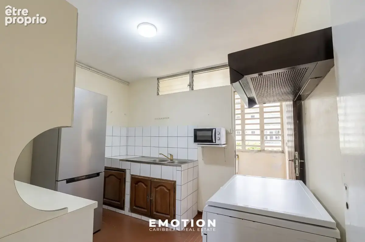 Appartement T4 86 m2 Pointe-à-Pitre   Nouveau mandat exclusif - photo 9